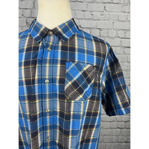 The North Face Men XXL Short Sleeve Shirt Nylon, Polyester Seersucker Blue Plaid - Picture 4 of 10
